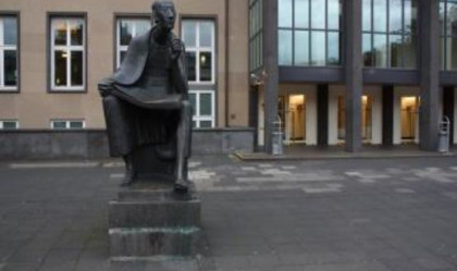 Treffpunkt Albertus Magnus Statue