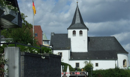 Stadtführung »Querkölnein durch Rodenkirchen« St. Maternus