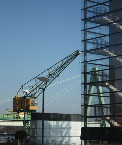 Stadtführung »Querkölnein durch den Rheinauhafen« Kranhäuser